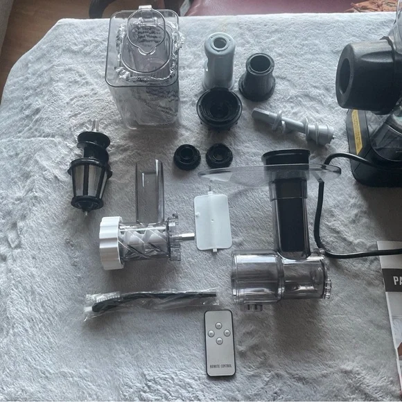 Emeril lagasse Electric Pasta Maker with Black Finish - Picture 5 of 17